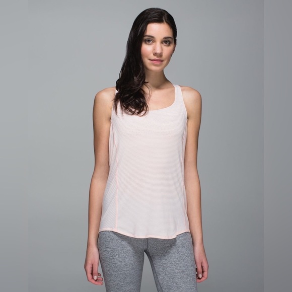 LULULEMON Wild Tank in pink (size small) - Picture 2 of 6